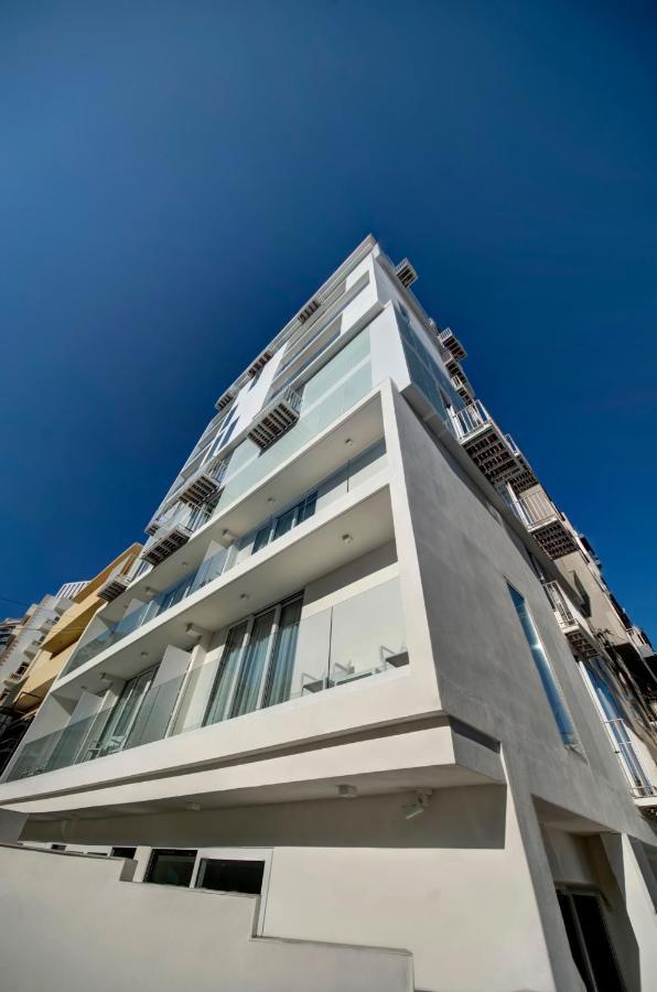 Quadro Hotel, Trademark Collection By Wyndham Saint Julian's Exterior photo